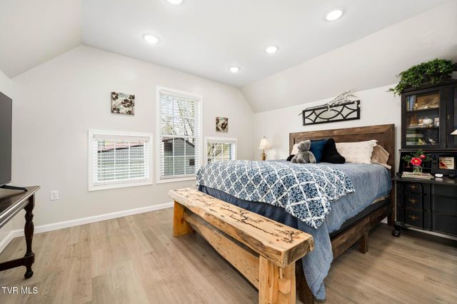 250 North Shady Street, Mountain City, TN 37683