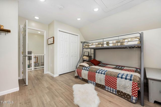 250 North Shady Street, Mountain City, TN 37683