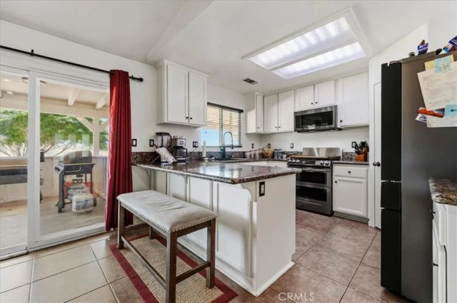 11362 Sonora, Phelan, CA 92371