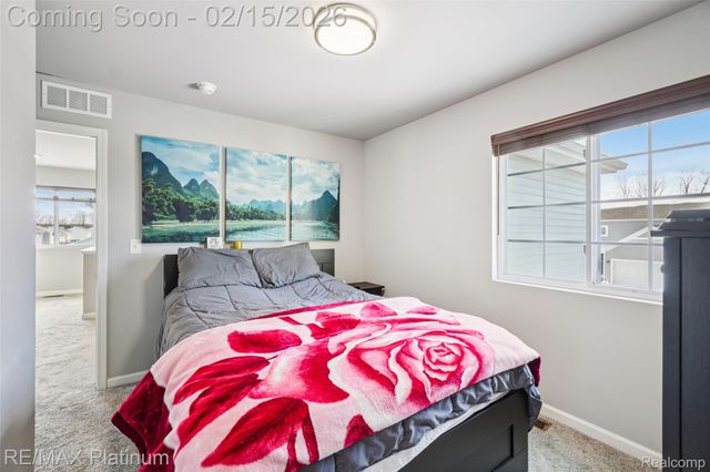 2840 Sycamore River Drive, Handy Township, MI 48836