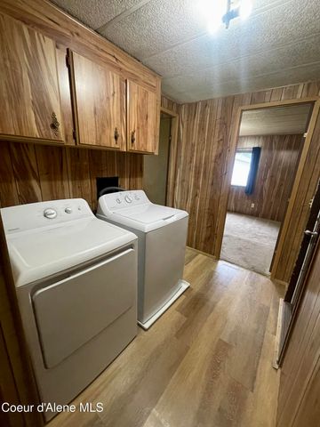 56 Midnight Dr, St. Maries, ID 83861