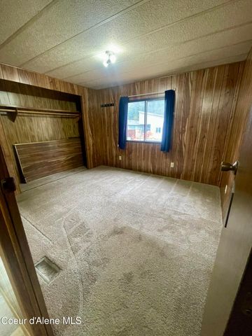 56 Midnight Dr, St. Maries, ID 83861