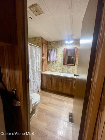 56 Midnight Dr, St. Maries, ID 83861