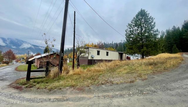 56 Midnight Dr, St. Maries, ID 83861