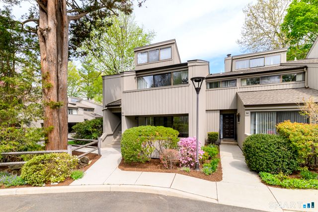 32 Whitney Glen 32, Westport, CT 06880