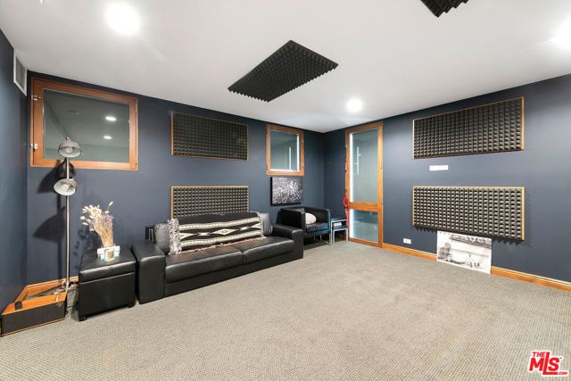417 Venice Way, Venice (los Angeles), CA 90291
