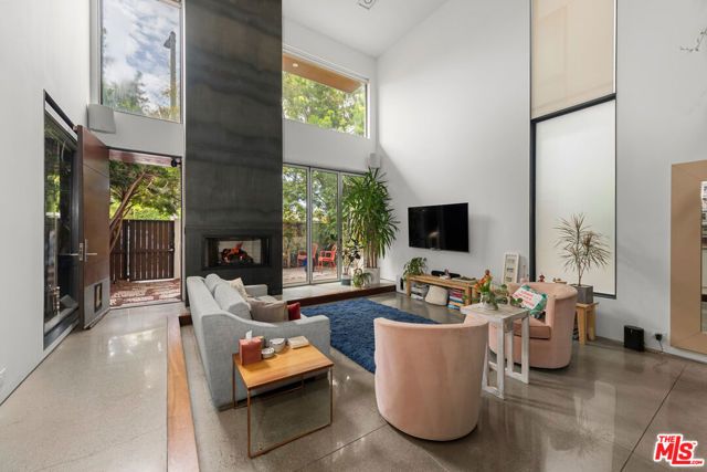 417 Venice Way, Venice (los Angeles), CA 90291