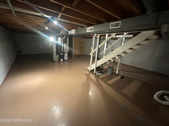 4039 Hill Avenue, Toledo, OH 43607