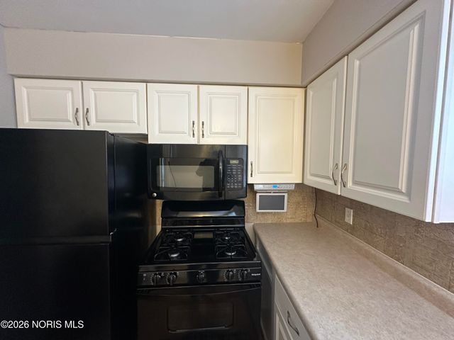 4039 Hill Avenue, Toledo, OH 43607