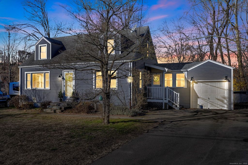 21 Katherine Street, North Branford, CT 06471