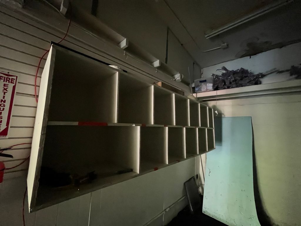 Image 13 of property listing at 320 W BROADWAY Avenue, Centralia, IL 62801