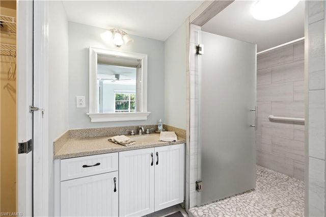 1083 Forest Lakes DR 209, Naples, FL 34105