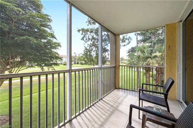 1083 Forest Lakes DR 209, Naples, FL 34105