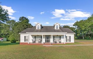 4226 Memphis Church Road, Dothan, AL 36301