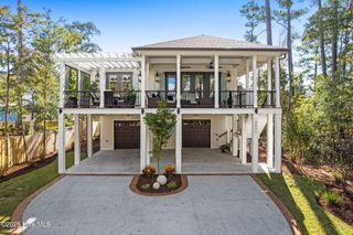 2805 W Yacht Drive, Oak Island, NC 28465