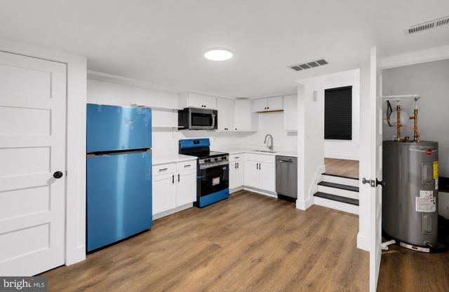 2731 ROUND RD, Baltimore, MD 21225
