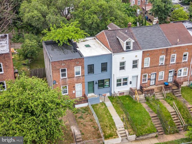 2731 ROUND RD, Baltimore, MD 21225