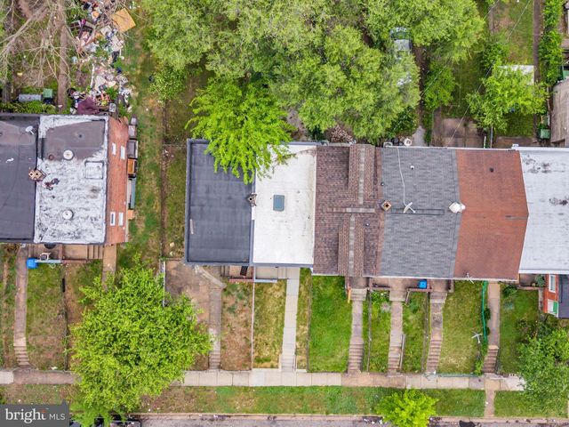2731 ROUND RD, Baltimore, MD 21225
