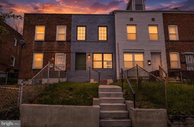 2731 ROUND RD, Baltimore, MD 21225