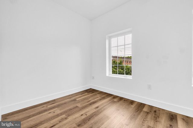 2731 ROUND RD, Baltimore, MD 21225