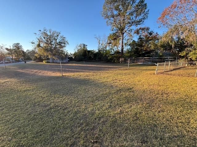 277 SE WOODLAWN Street, Madison, FL 32340