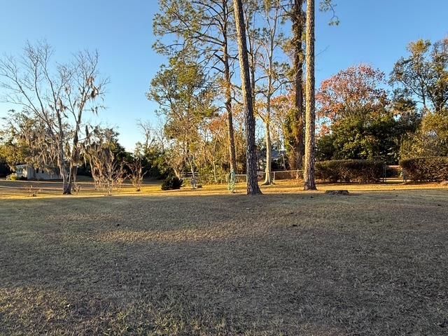 277 SE WOODLAWN Street, Madison, FL 32340