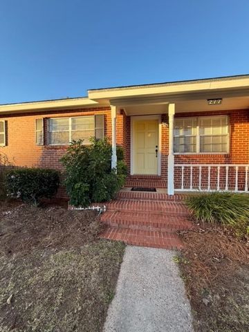 277 SE WOODLAWN Street, Madison, FL 32340