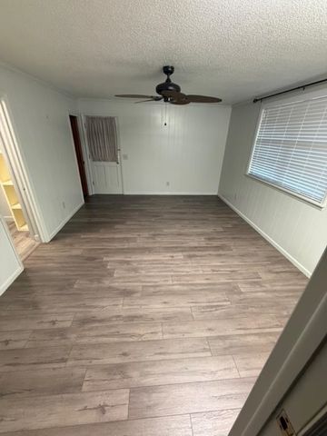 277 SE WOODLAWN Street, Madison, FL 32340