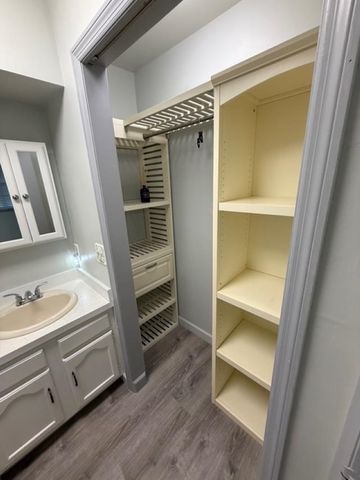 277 SE WOODLAWN Street, Madison, FL 32340