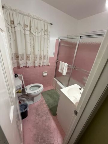 277 SE WOODLAWN Street, Madison, FL 32340