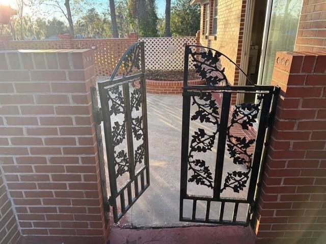 277 SE WOODLAWN Street, Madison, FL 32340