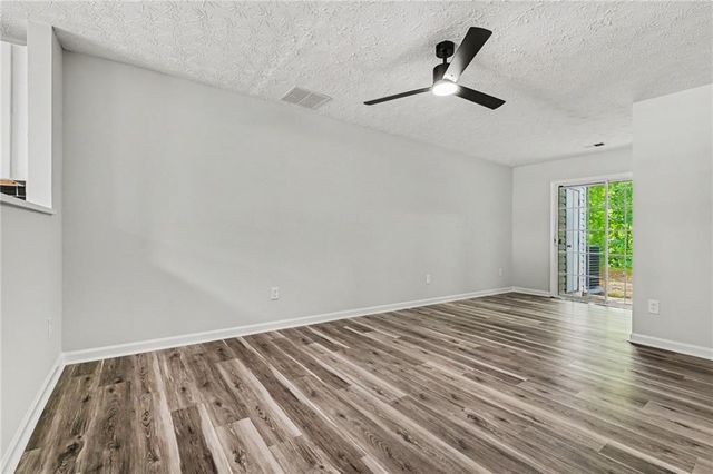 6501 Arbor Gate Drive SW 14, Mableton, GA 30126