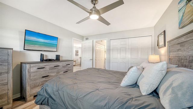 6033 34TH STREET W 38, Bradenton, FL 34210