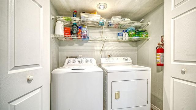 6033 34TH STREET W 38, Bradenton, FL 34210