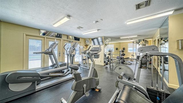 6033 34TH STREET W 38, Bradenton, FL 34210