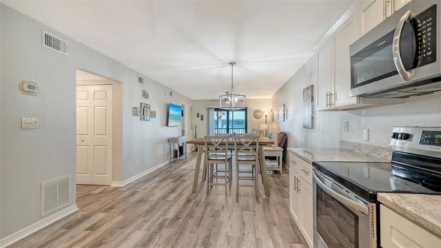 6033 34TH STREET W 38, Bradenton, FL 34210