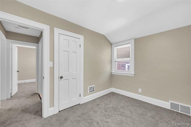 13600 Santa Rosa Drive, Detroit, MI 48238