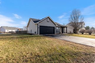 706 Keller Street, Plano, IL 60545