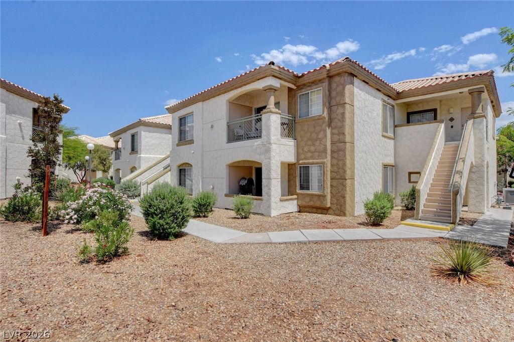 5108 Harvest Time Street 201, Las Vegas, NV 89130 — photo 5