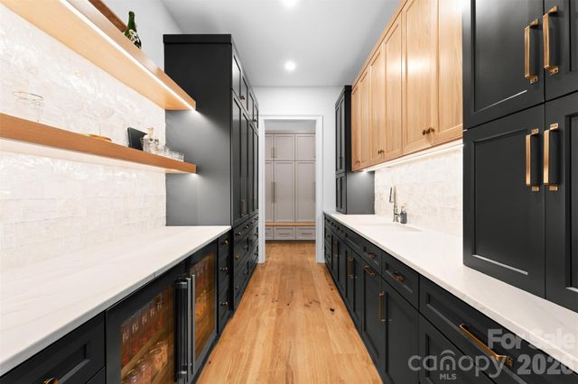 20218 Rainbow Circle, Cornelius, NC 28031