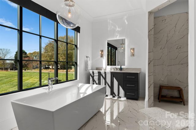 20218 Rainbow Circle, Cornelius, NC 28031
