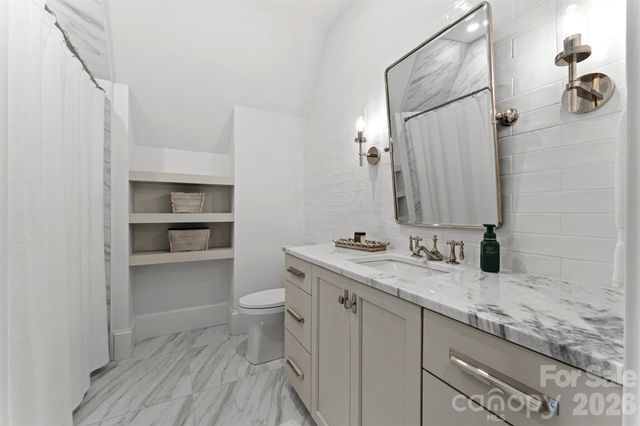 20218 Rainbow Circle, Cornelius, NC 28031