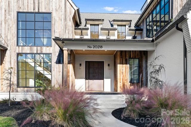 20218 Rainbow Circle, Cornelius, NC 28031