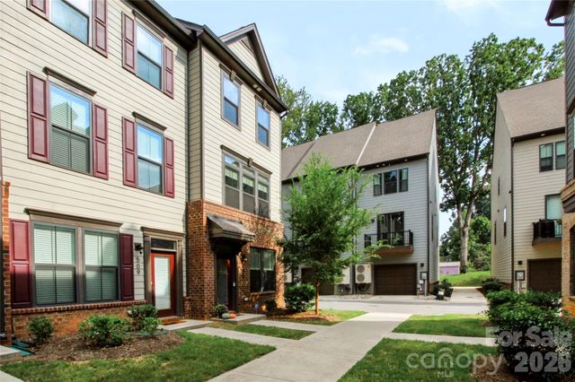 505 Cubitt Court, Charlotte, NC 28205