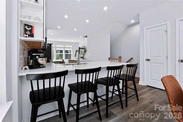 505 Cubitt Court, Charlotte, NC 28205