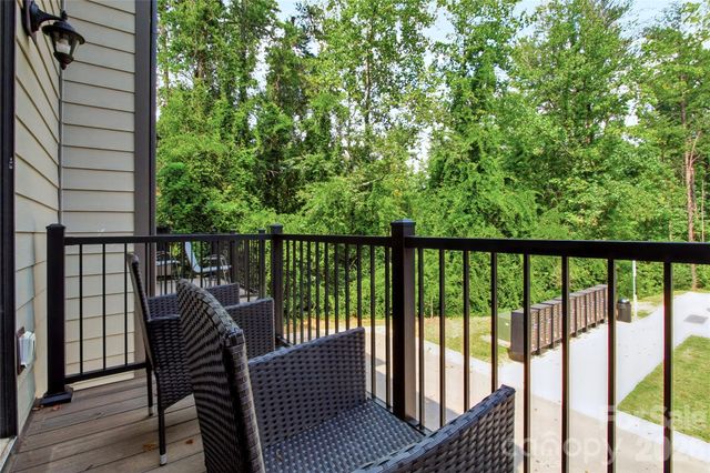 505 Cubitt Court, Charlotte, NC 28205