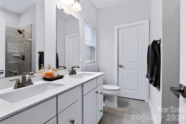 505 Cubitt Court, Charlotte, NC 28205