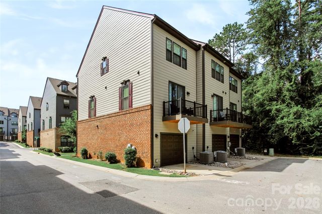 505 Cubitt Court, Charlotte, NC 28205