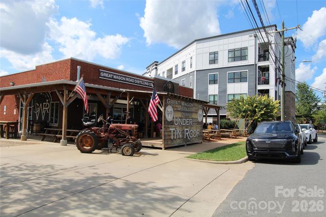 505 Cubitt Court, Charlotte, NC 28205