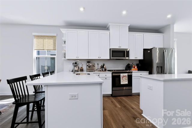 505 Cubitt Court, Charlotte, NC 28205